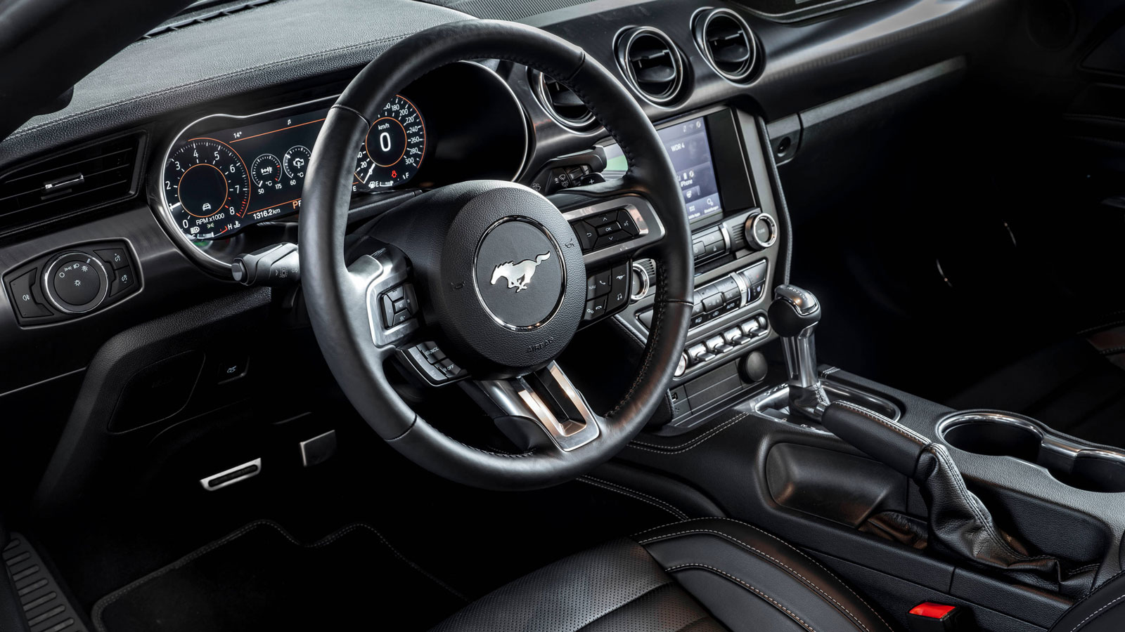 Στην Ελλάδα η απίστευτη Ford Mustang Mach 1 (+τιμή)